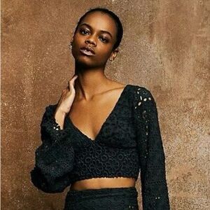 EUC Free People One Yesenia Crop Top